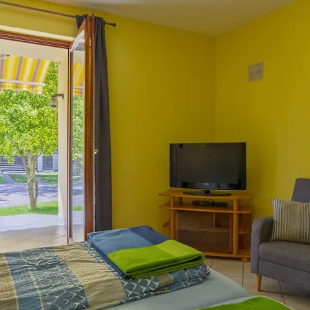 Jokai By Interhome *
