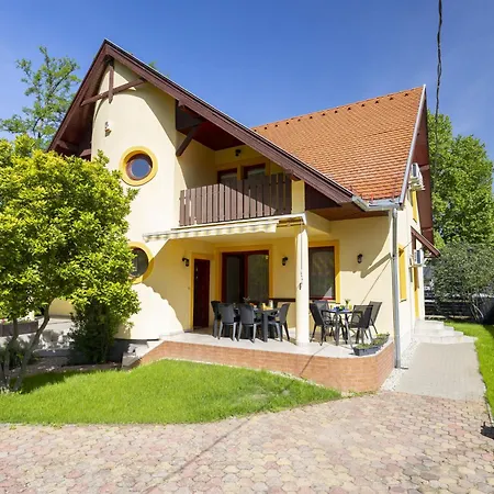 Jokai By Interhome Apartment Balatonszarszo