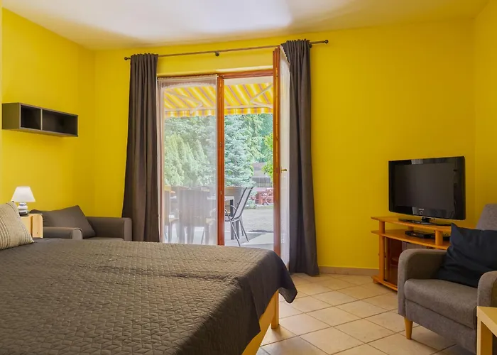 Jokai By Interhome *